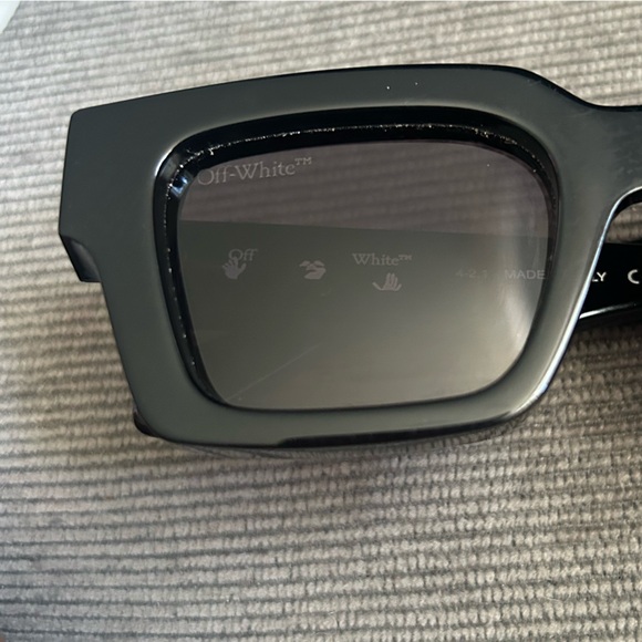 Off white sunglasses - Picture 4 of 6